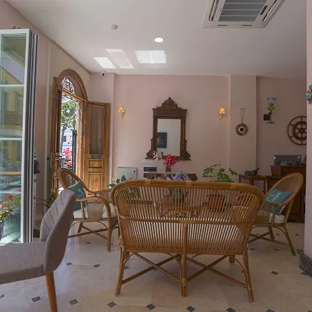 Atacesme Отель Кешме