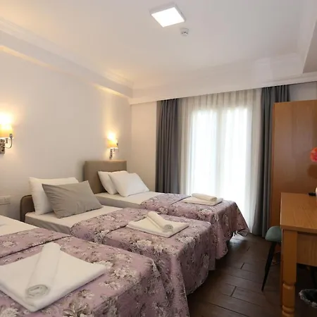 Hotel Atacesme 4*