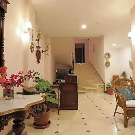 Atacesme Hotel